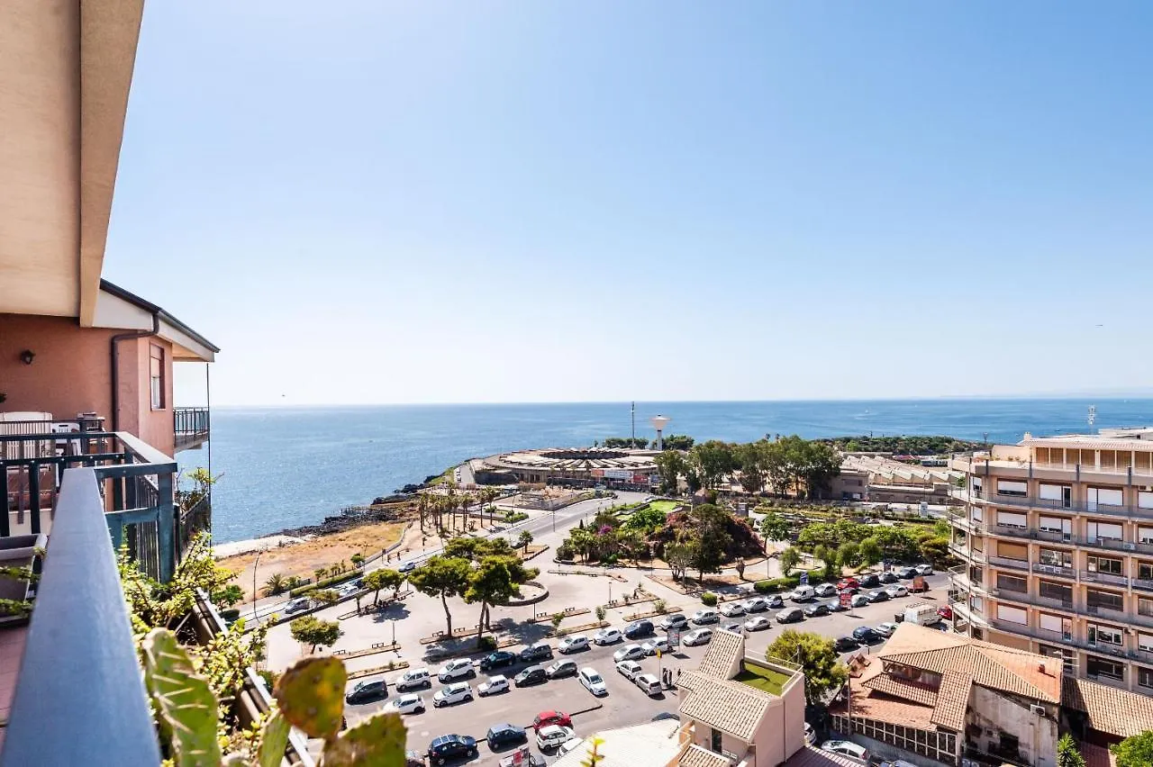 Apartment Ferienwohnung Piazza Europa Landscape By Wonderful Italy Catania